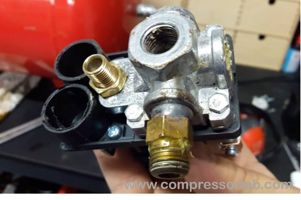 Air Compressor Pressure Valve Switch Control Manifold Regulator Gauges