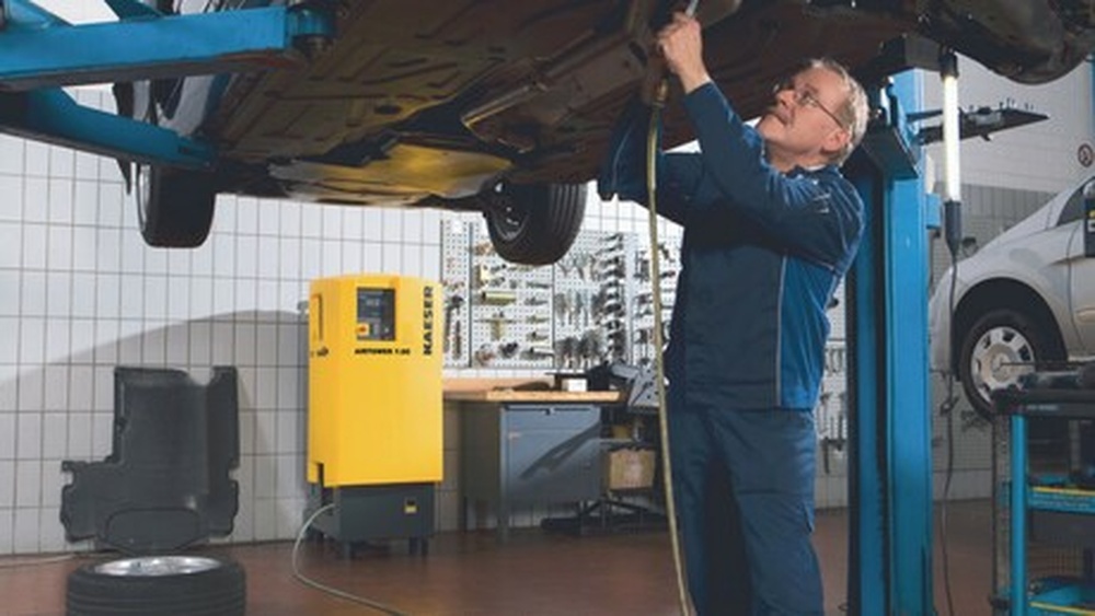 Air Compressor for Auto Detailing under $250 for Workshop